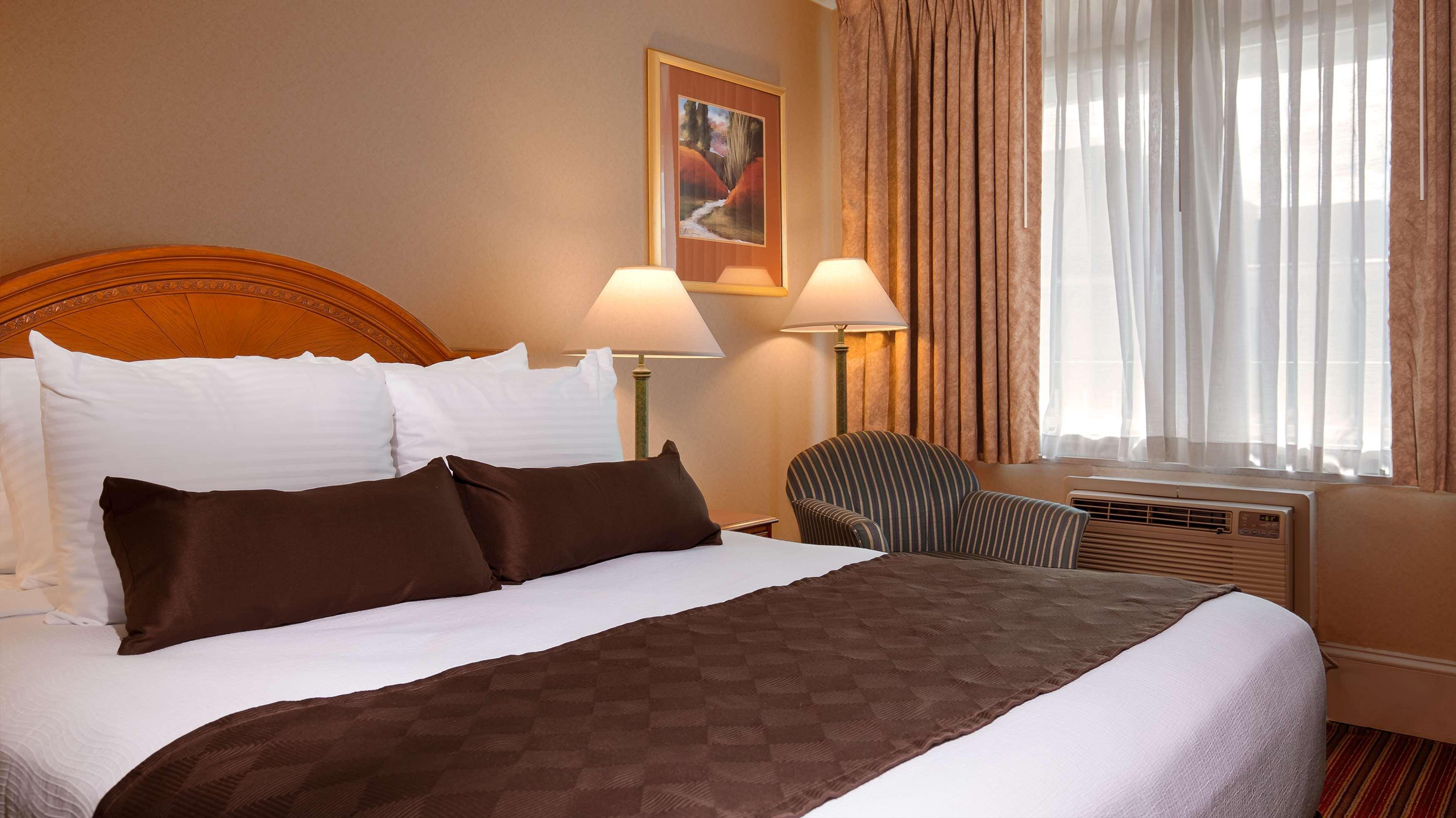 Brandywine Valley Inn Surestay Plus By Best Western Wilmington Room photo