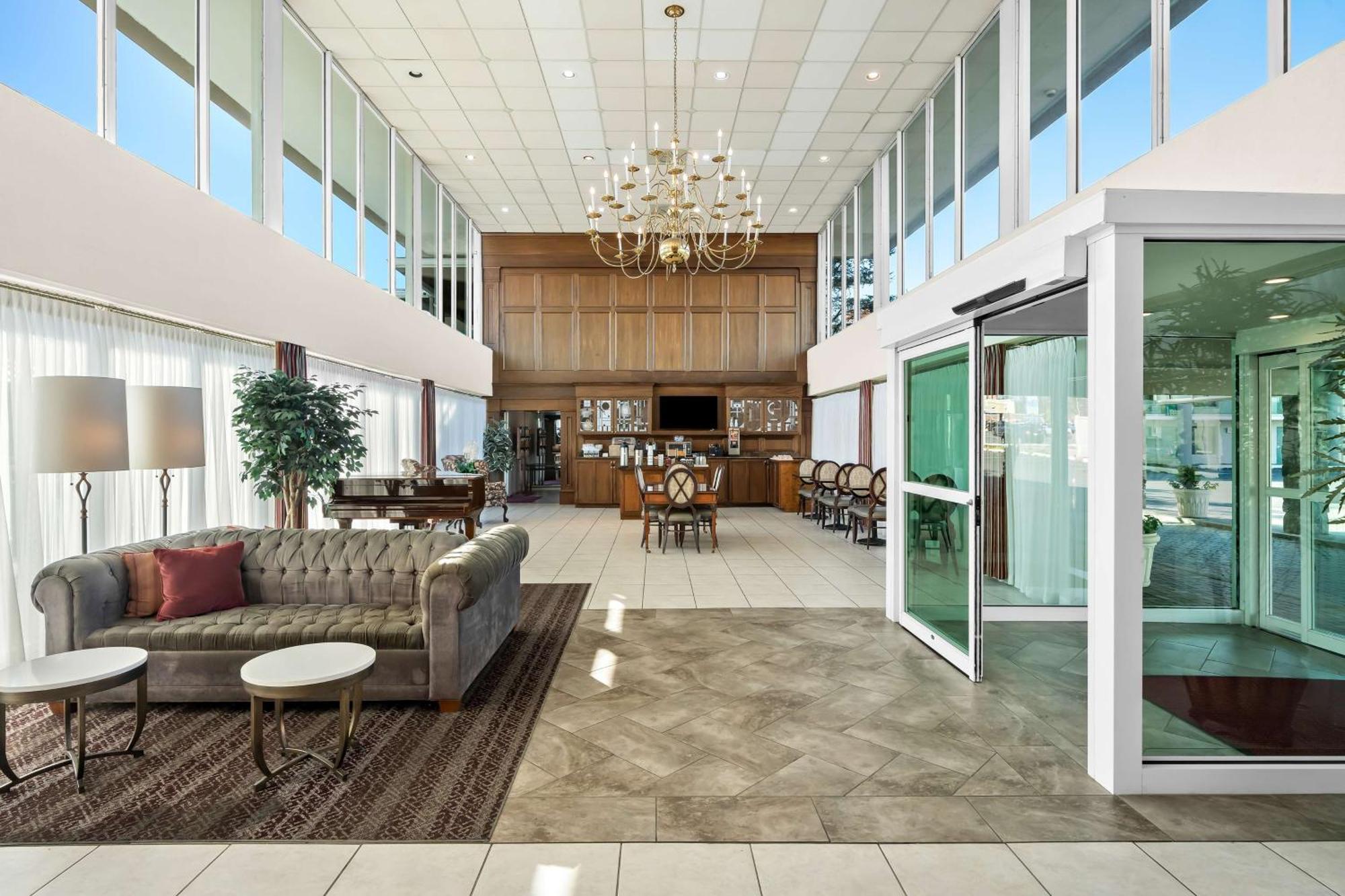 Brandywine Valley Inn Surestay Plus By Best Western Wilmington Exterior photo